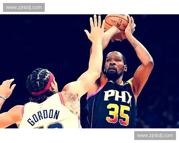 震撼全场!NBA历史经典视频集锦回顾最精彩时刻与球星表现 震撼全场!NBA历史经典视频集锦回顾最精彩时刻与球星表现